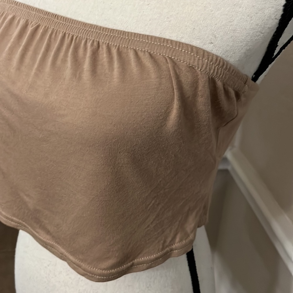 Boohoo tan cropped tube top Size 12